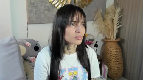 Snapshot of angeline__smith chatting on 27, 10, 2025 Angeline Smith  online show from 27, 10, 2025