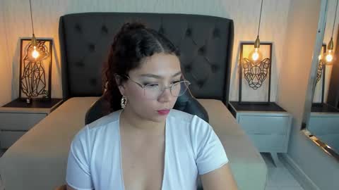 ANGELINE online show from 25, 2, 2026