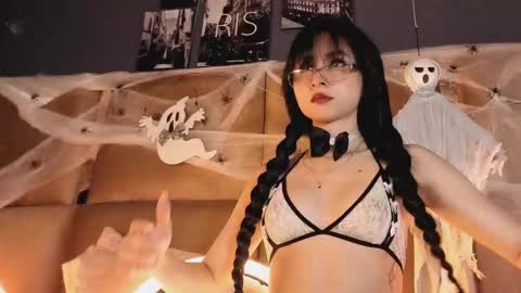 Snapshot of angelinepossy chatting on 15, 10, 2025 angelinepossy online show from 15, 10, 2025