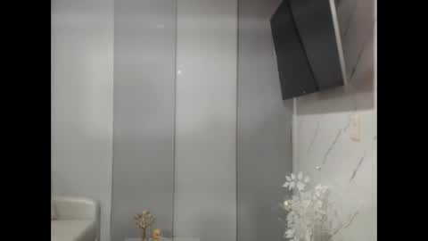 Snapshot of angelinna_12 chatting on 26, 5, 2026 angelinna_12 online show from 26, 5, 2026