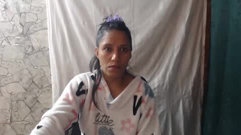 Snapshot of angelitaa_hot chatting on 24, 2, 2026 angela online show from 24, 2, 2026