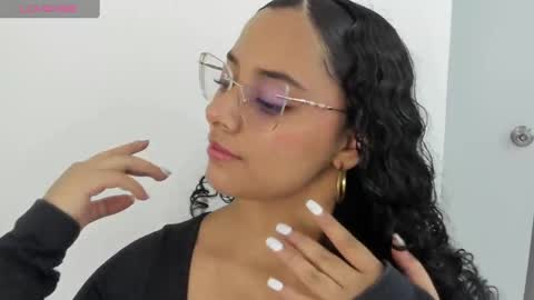 A F R O D I T A online show from 18, 9, 2025