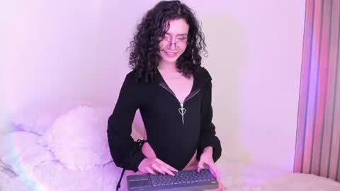 Angellike online show from 11, 7, 2026