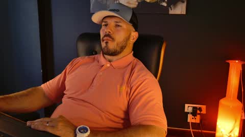 Snapshot of angeloeric chatting on 28, 5, 2026 BlackWolf online show from 28, 5, 2026