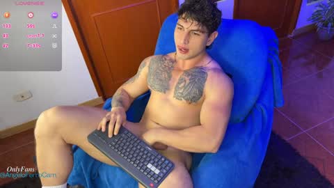 Snapshot of angeloferro1 chatting on 5, 1, 2025 Angelo Ferro online show from 5, 1, 2025