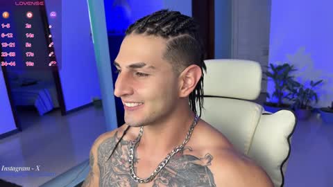 Snapshot of angeloferro1 chatting on 3, 2, 2025 Angelo Ferro online show from 3, 2, 2025