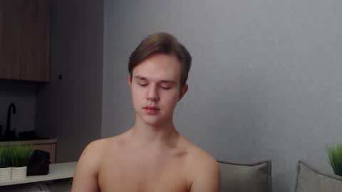 Angel online show from 4, 12, 2025