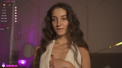 Nikki online show from 7, 8, 2026