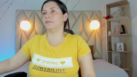 ANGIE online show from 10, 2, 2026