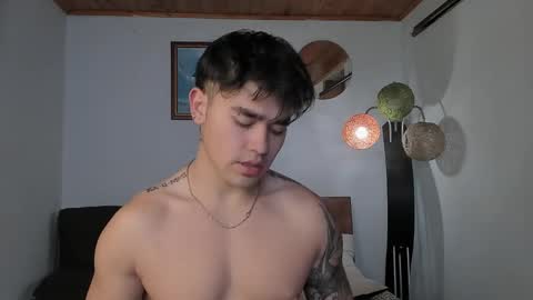 Snapshot of angelx_fox chatting on 2, 1, 2025 Angel Fox online show from 2, 1, 2025