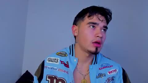 Snapshot of angelx_fox chatting on 11, 10, 2025 Angel Fox online show from 11, 10, 2025