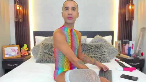 Snapshot of anghel_stone chatting on 8, 7, 2026 Anghel Stone online show from 8, 7, 2026
