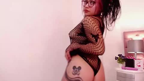 Angie online show from 23, 2, 2025