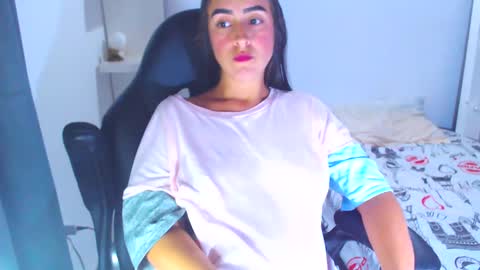 IG angie dreamgirl01 online show from 2, 2, 2025