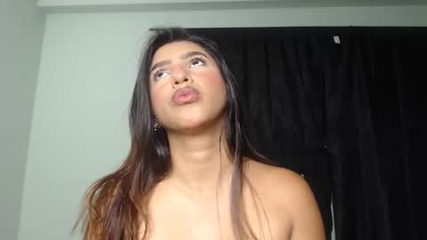 Snapshot of ani_steveson chatting on 7, 10, 2025 ani_steveson online show from 7, 10, 2025