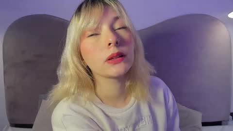 Snapshot of ania_mml chatting on 2, 1, 2025 Ania online show from 2, 1, 2025