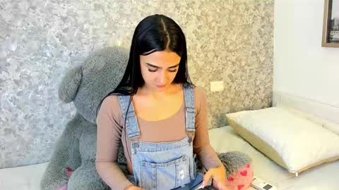 anika_h online show from 2, 2, 2026