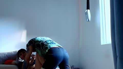 Anika And Lowen Your Thumbs Up Are Super Important For Us  online show from 12, 1, 2025