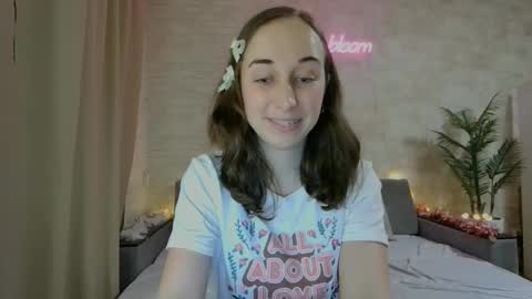 Snapshot of anikabloom chatting on 6, 1, 2025 anikabloom online show from 6, 1, 2025