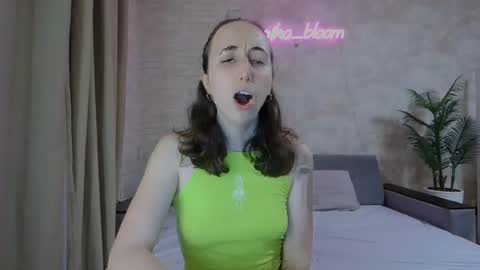 Snapshot of anikabloom chatting on 13, 1, 2025 anikabloom online show from 13, 1, 2025