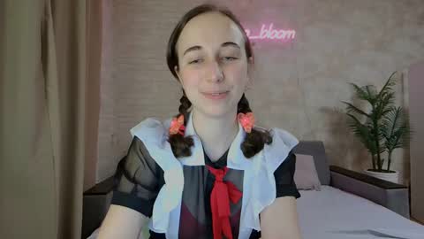 Snapshot of anikabloom chatting on 4, 2, 2025 anikabloom online show from 4, 2, 2025