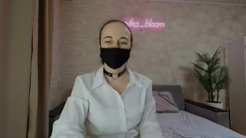 Snapshot of anikabloom chatting on 5, 2, 2025 anikabloom online show from 5, 2, 2025