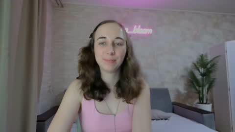 Snapshot of anikabloom chatting on 6, 2, 2025 anikabloom online show from 6, 2, 2025