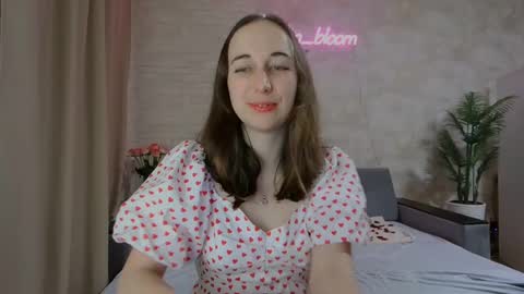 Snapshot of anikabloom chatting on 14, 2, 2025 anikabloom online show from 14, 2, 2025