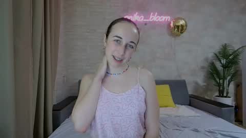 Snapshot of anikabloom chatting on 21, 2, 2025 anikabloom online show from 21, 2, 2025