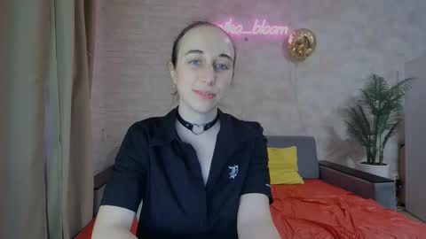 Snapshot of anikabloom chatting on 24, 2, 2025 anikabloom online show from 24, 2, 2025