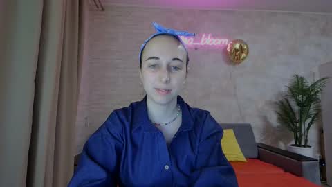 Snapshot of anikabloom chatting on 26, 2, 2025 anikabloom online show from 26, 2, 2025