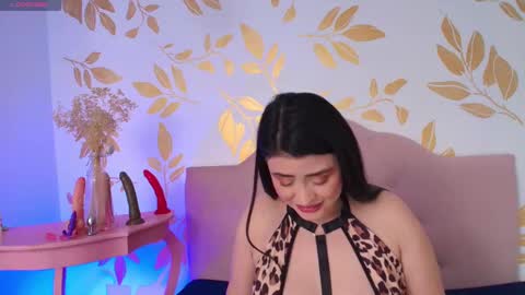 Lauren Anika online show from 25, 2, 2025