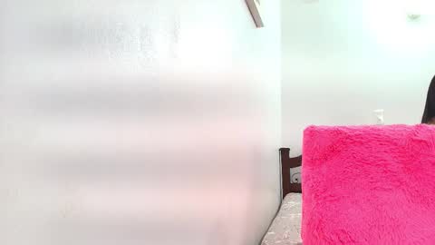 ana independent model online show from 16, 3, 2026