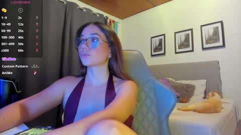 Anita online show from 6, 11, 2025