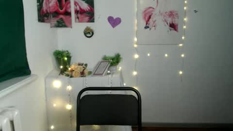anitaa_a online show from 11, 10, 2025