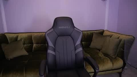 Anita online show from 2, 12, 2025