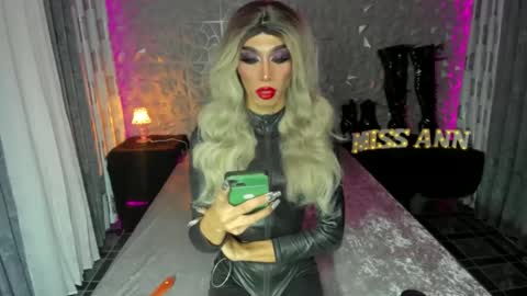 Snapshot of anitacruisze chatting on 21, 1, 2025 Miss Ann online show from 21, 1, 2025