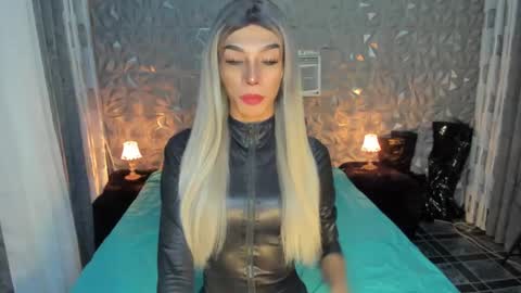 Snapshot of anitacruisze chatting on 23, 2, 2025 Miss Ann online show from 23, 2, 2025