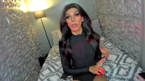 Snapshot of anitacruisze chatting on 8, 3, 2025 Miss Ann online show from 8, 3, 2025