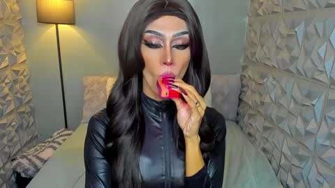 Snapshot of anitacruisze chatting on 10, 3, 2025 Miss Ann online show from 10, 3, 2025