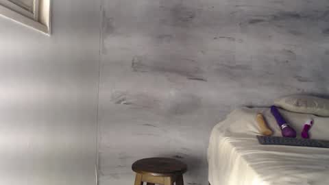 Hello My name is NaiaraPv is OPEN online show from 11, 3, 2025