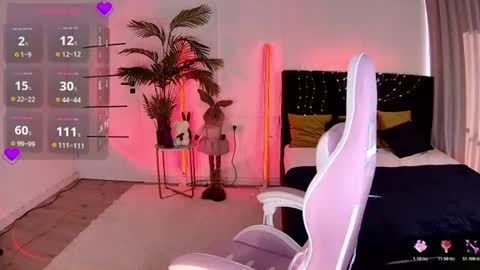 ann_woood online show from 22, 6, 2026