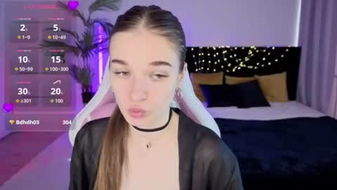 ann_woood online show from 30, 7, 2026