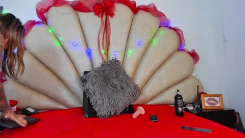 Snapshot of anna__spencer chatting on 4, 1, 2025 Anna online show from 4, 1, 2025