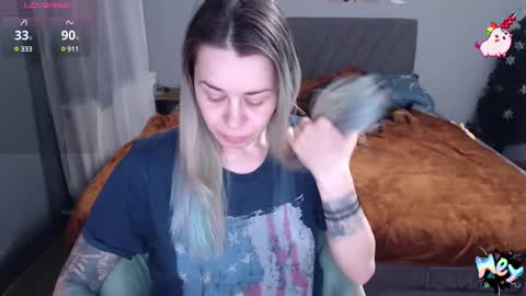 Snapshot of anna_ana chatting on 5, 1, 2025 Anadirectgirl online show from 5, 1, 2025