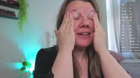 Anna online show from 25, 9, 2025