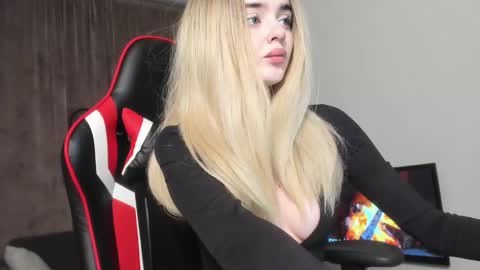 Anna online show from 17, 12, 2024