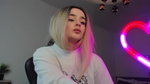 Anna online show from 25, 12, 2024