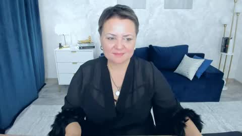 annacorlane online show from 8, 5, 2026