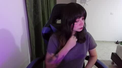 Anna online show from 12, 10, 2025